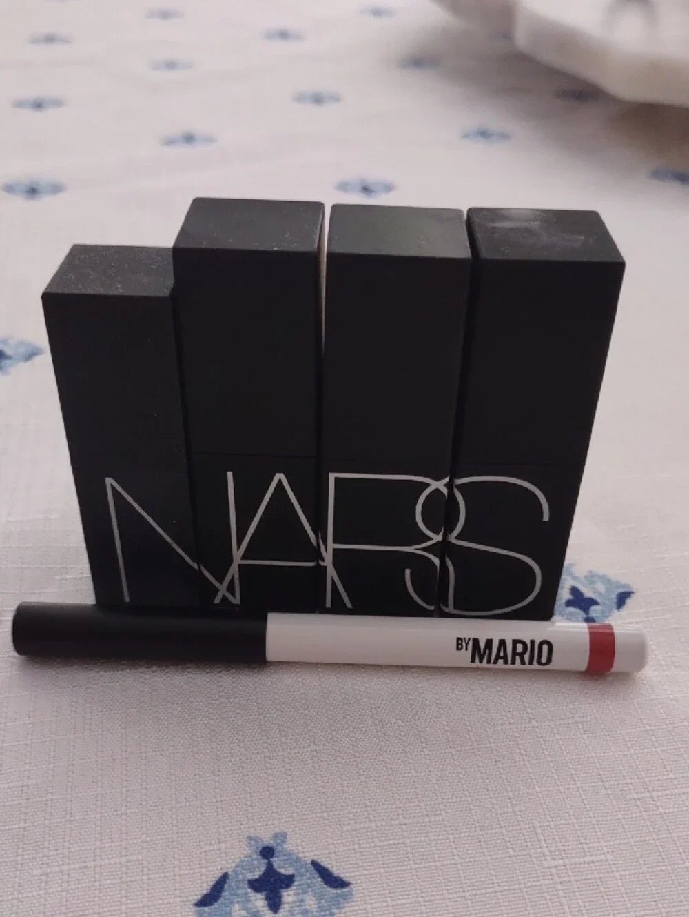 NARS Lipstick Set with  Lip Liner in Mauve By Mario